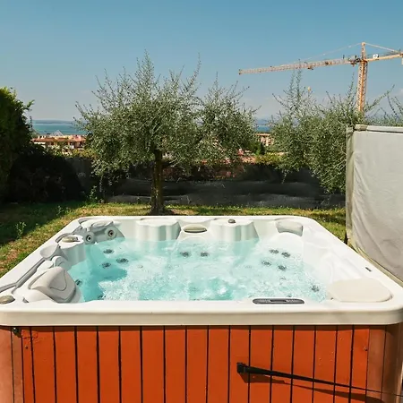 Marilyn View - Pool, Garden, Whirlpool Private Villa